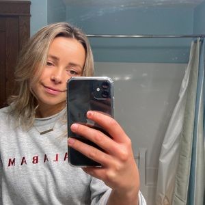 Meet your Posher, Mallory